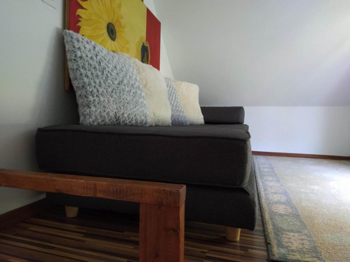 Guest House Bee วิโซโค ภายนอก รูปภาพ